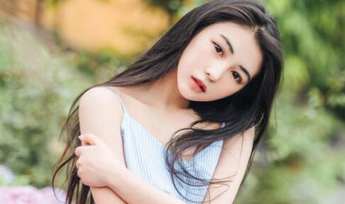 男女两个人的眼神经常碰撞是什么原因?